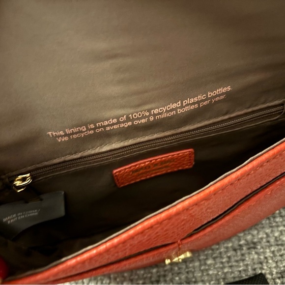 Brand New Matt & Nat Vegan Leather Crossbody with its dust bag ! - Picture 8 of 13